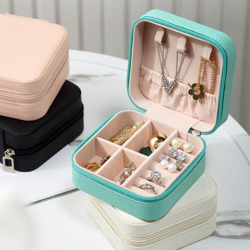 beautiful jewelley organizer