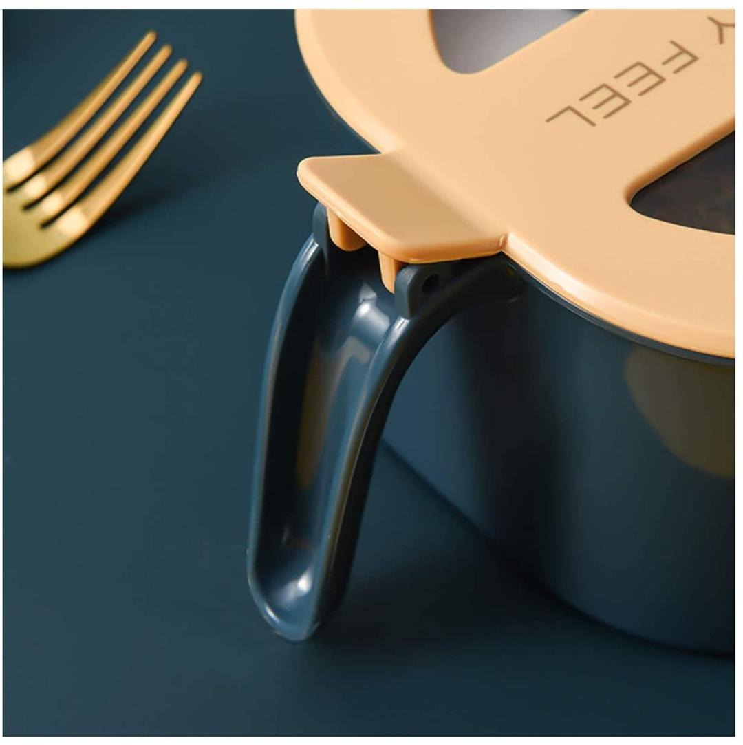 4 compartment spice box with spoon